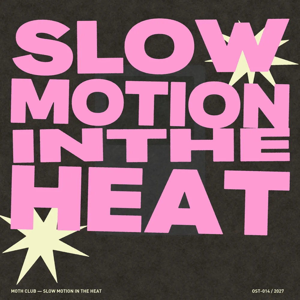 SLOW MOTION IN THE HEAT の文字を行ごとに伸び縮みさせ、ピンクで版面いっぱいに組んだジャケット試作